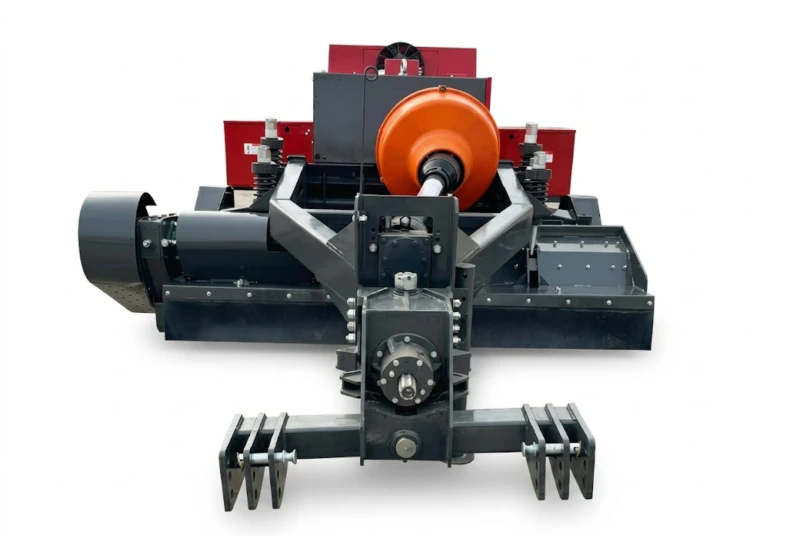 Front view of the 9YF-2200S showcasing the hammer-claw picker and crushing mechanism